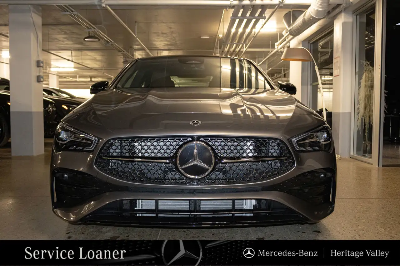 Mercedes-Benz CLA снимка Mercedes-Benz CLA