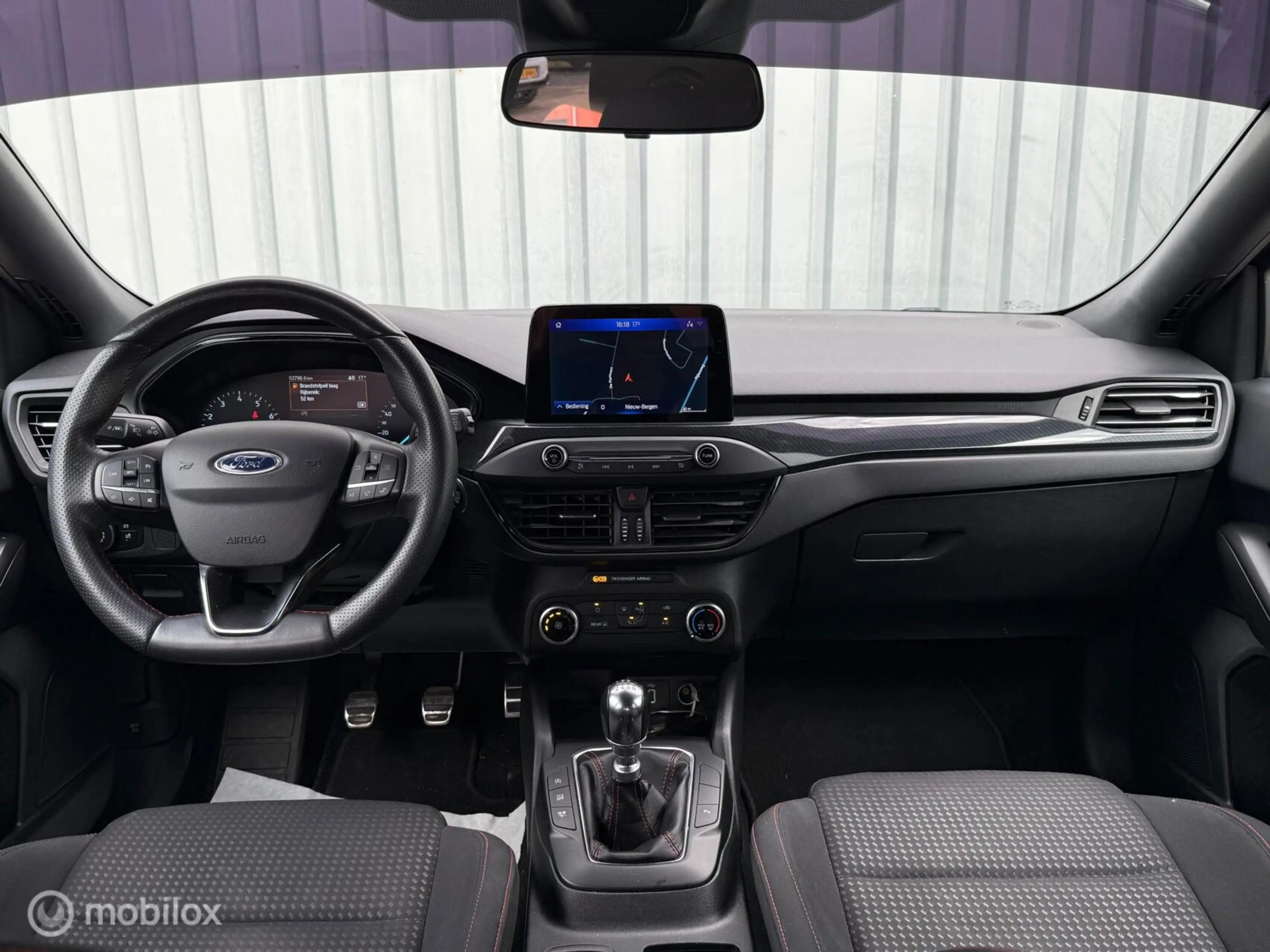 Ford Focus 1.0 EcoBoost ST-Line | CarPlay | Navi | PDC — photo 3