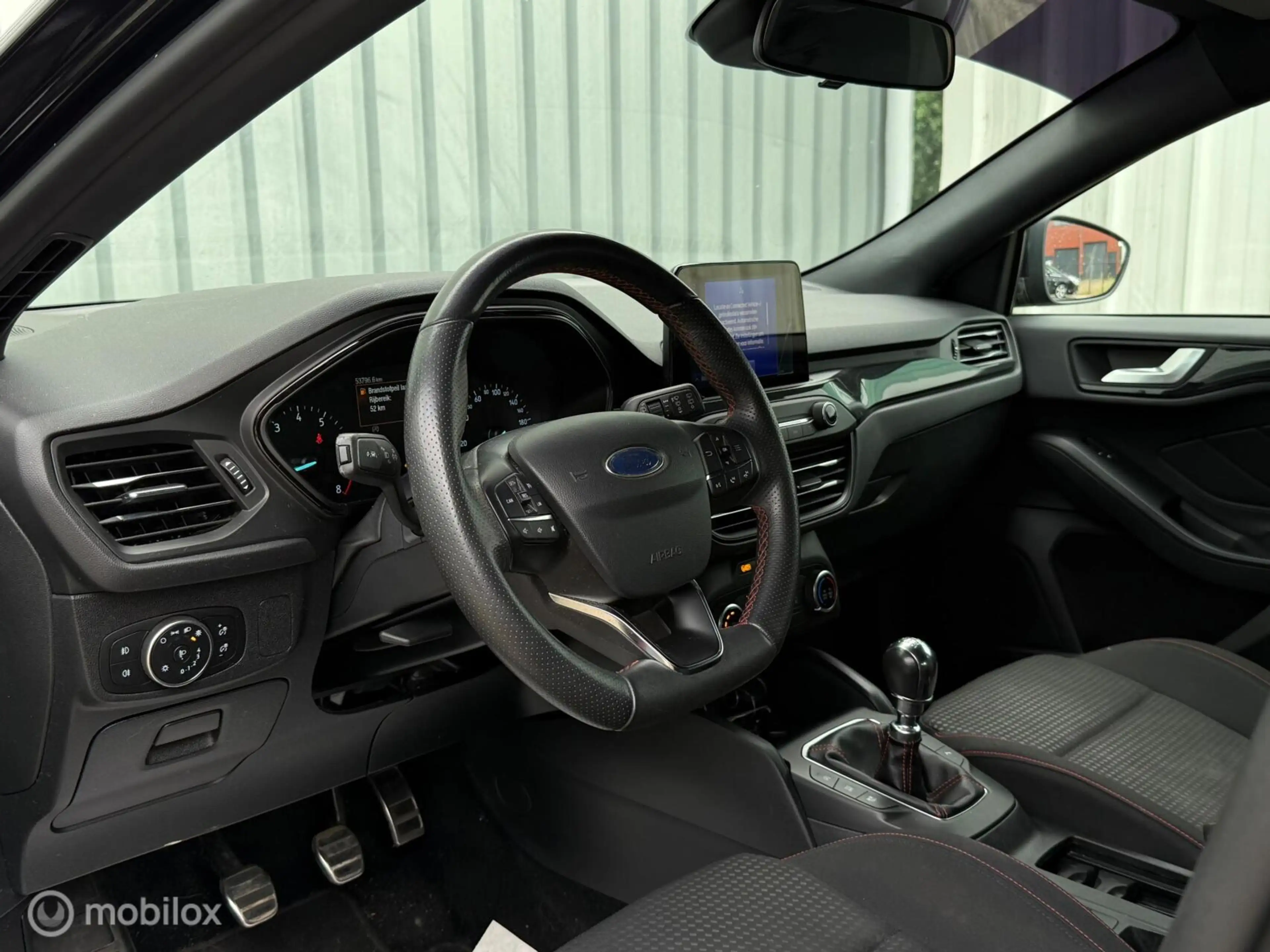 Ford Focus 1.0 EcoBoost ST-Line | CarPlay | Navi | PDC — photo 9