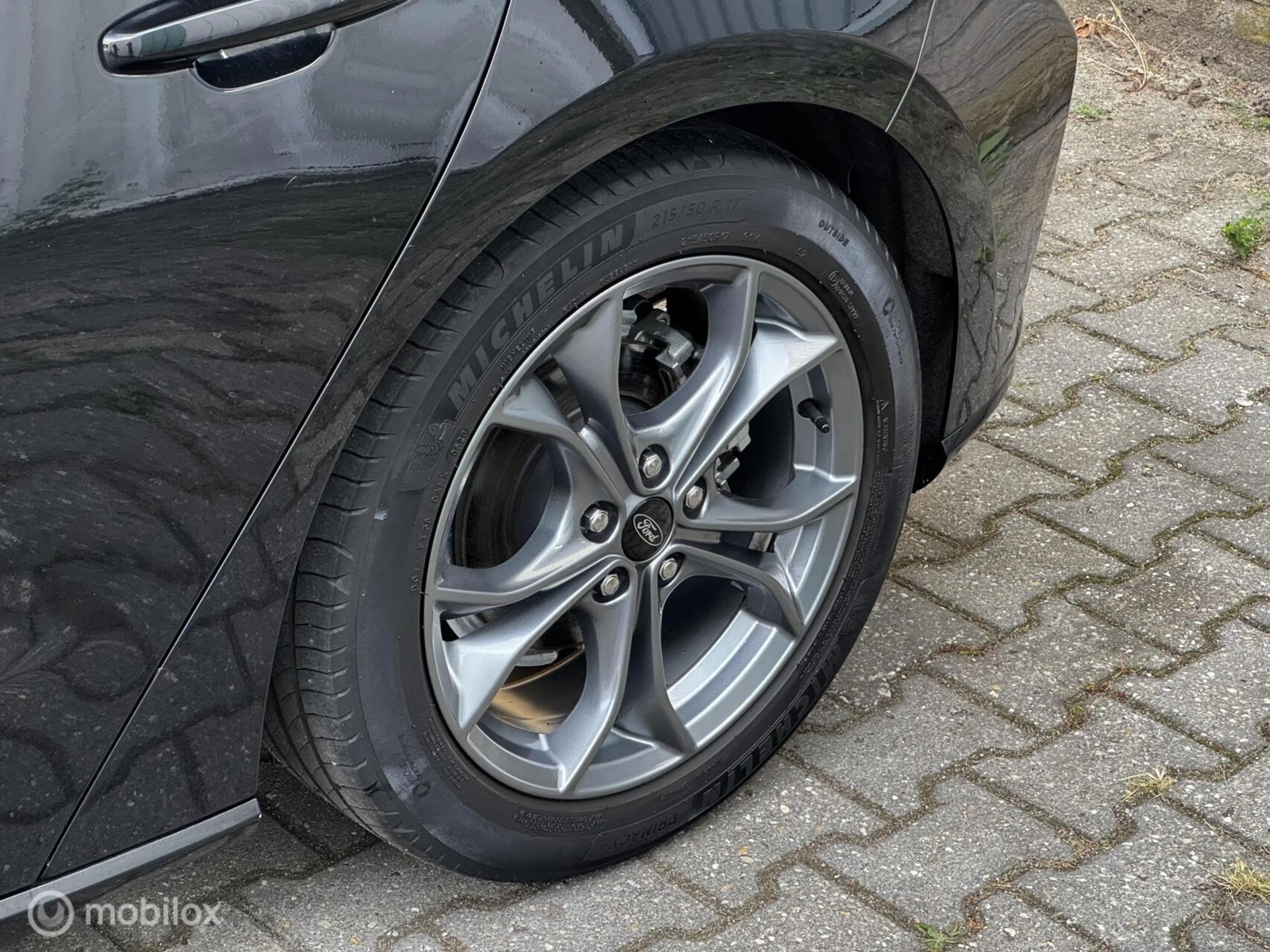 Ford Focus 1.0 EcoBoost ST-Line | CarPlay | Navi | PDC — photo 25