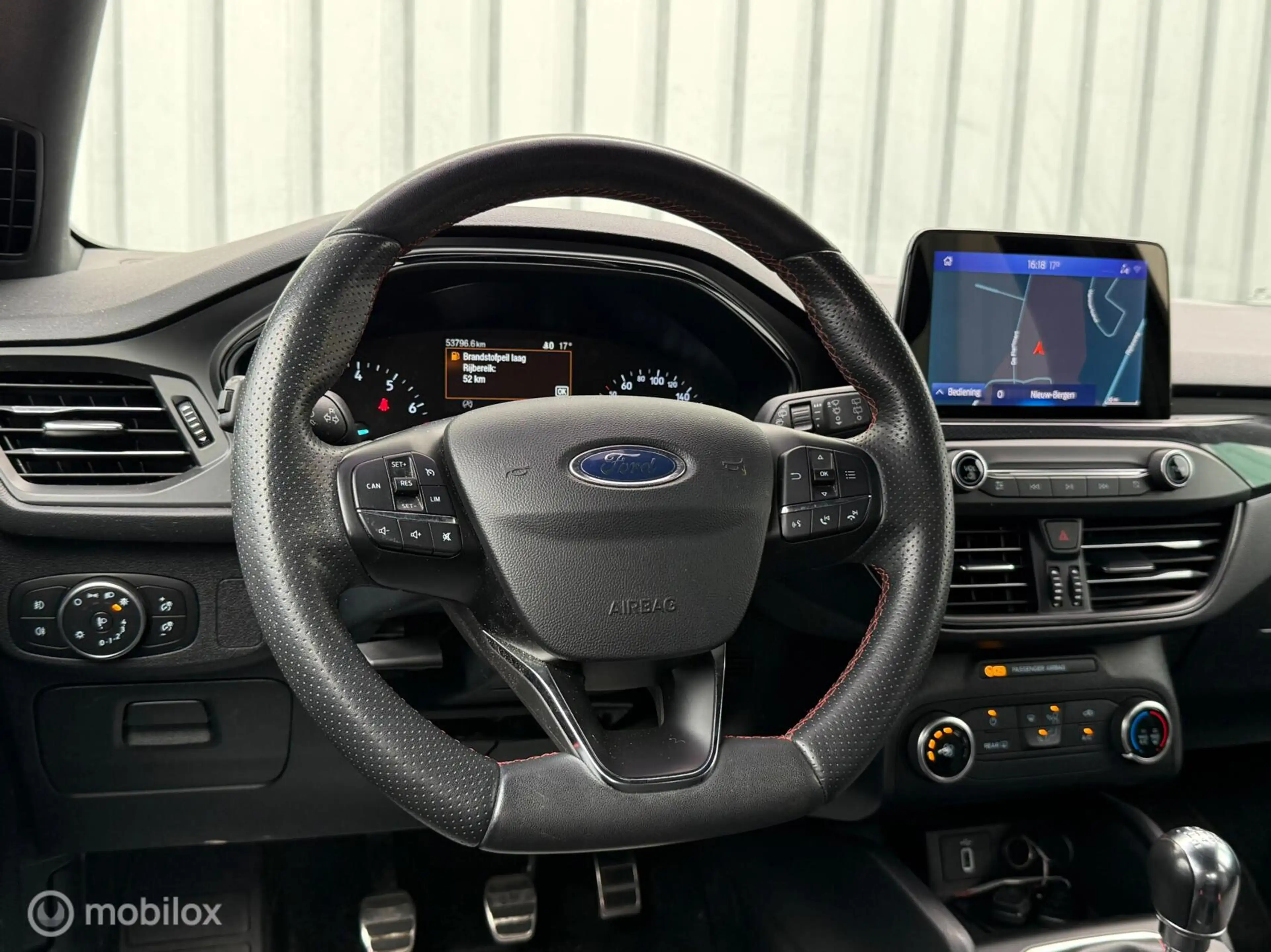 Ford Focus 1.0 EcoBoost ST-Line | CarPlay | Navi | PDC — photo 26