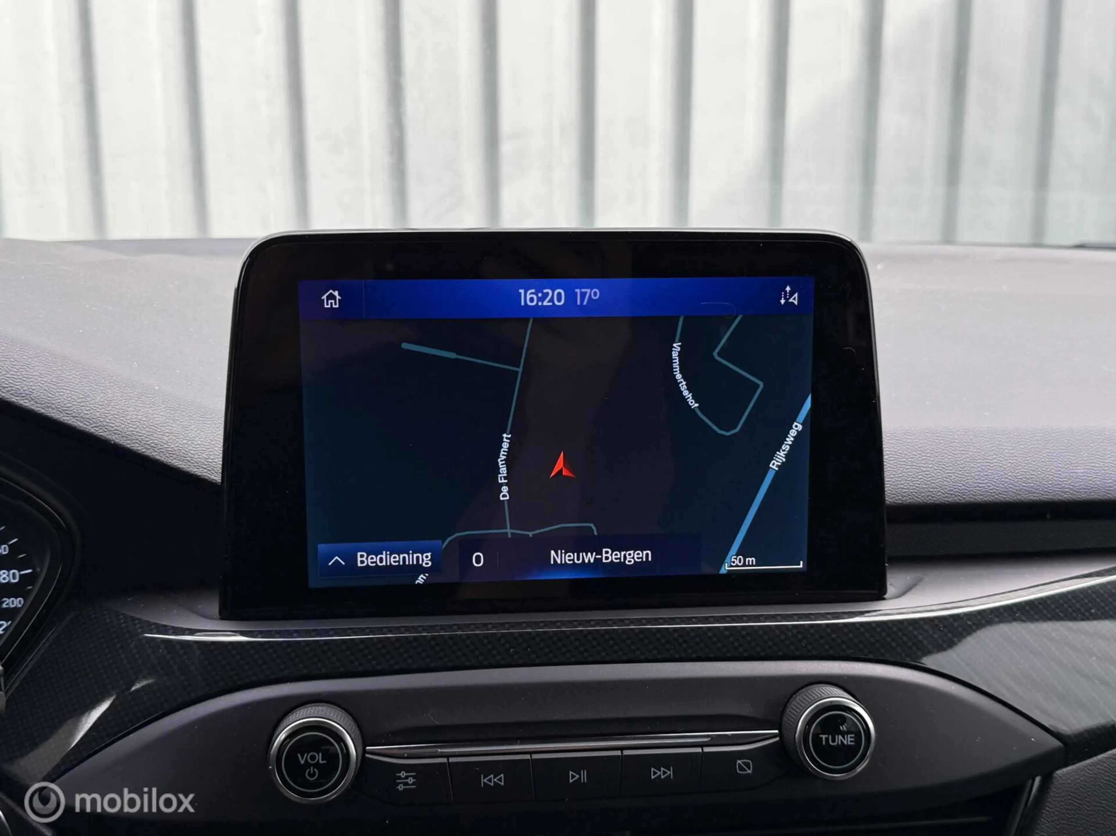 Ford Focus 1.0 EcoBoost ST-Line | CarPlay | Navi | PDC — photo 19