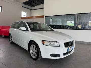 V50 2.0 D STATION WAGON