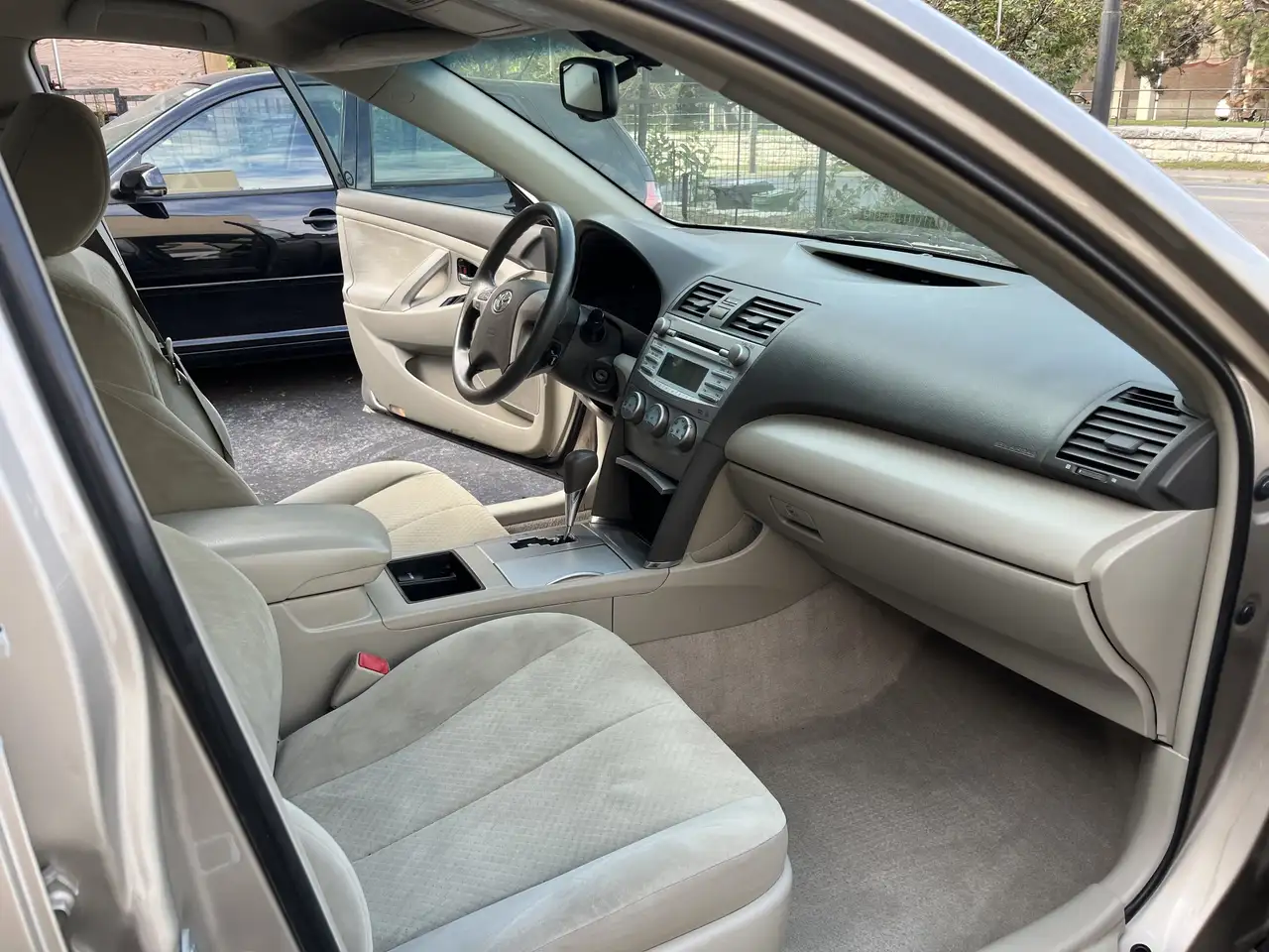 Toyota Camry снимка Toyota Camry