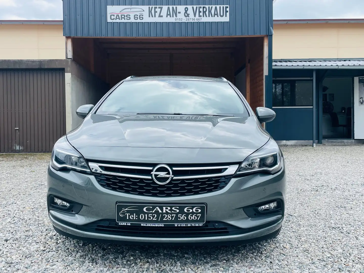 Opel Astra Innovation Szary - 2