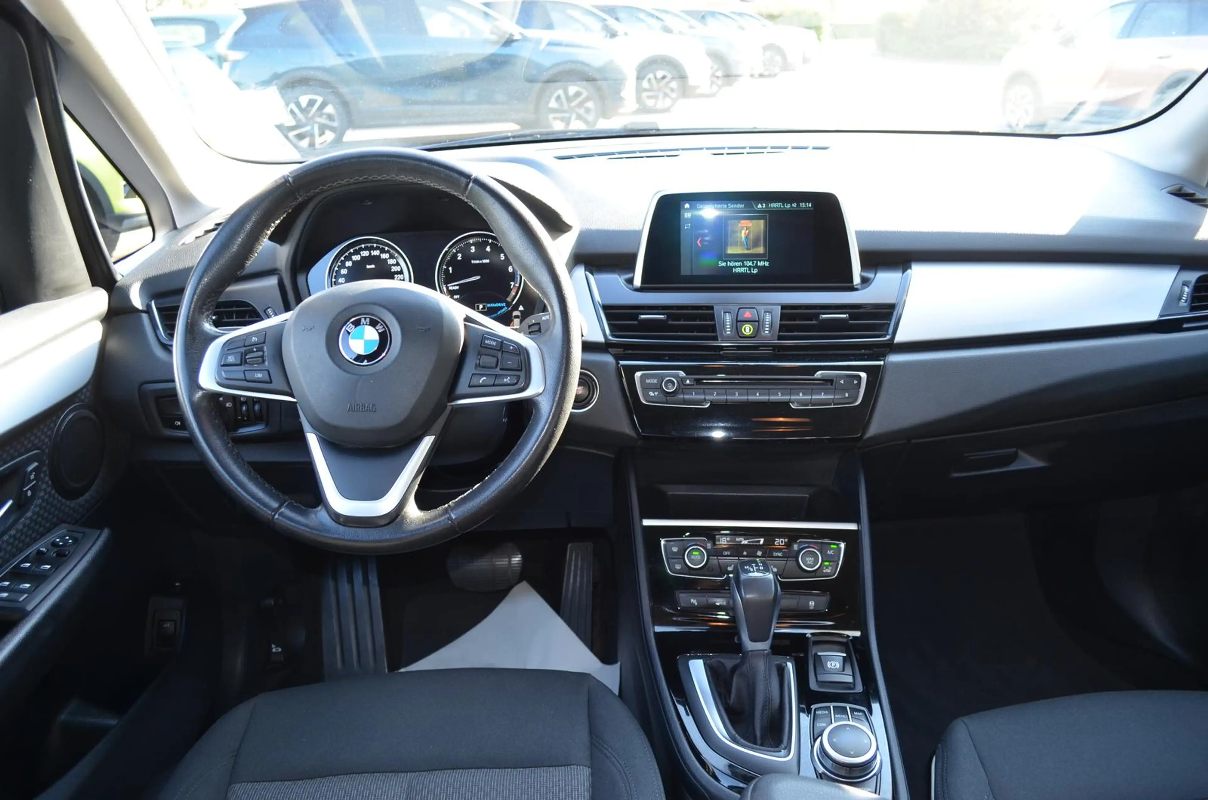 BMW 225 xe Plug-in-Hybrid Allrad Active+WKR — photo 13