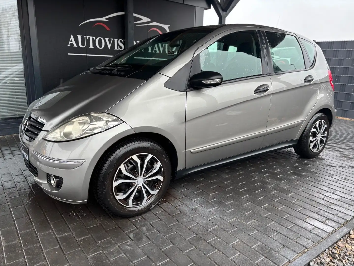 Mercedes-Benz A 150 /TÜV NEU/SERICE NEU/SHZ/ Grau - 2