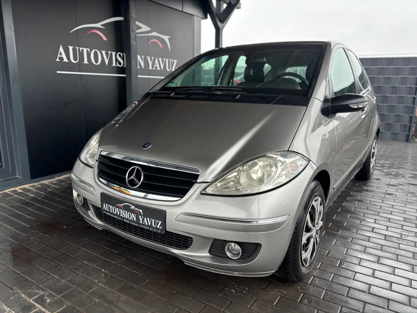 Mercedes-Benz A 150 /TÜV NEU/SERICE NEU/SHZ/ Grau - 1