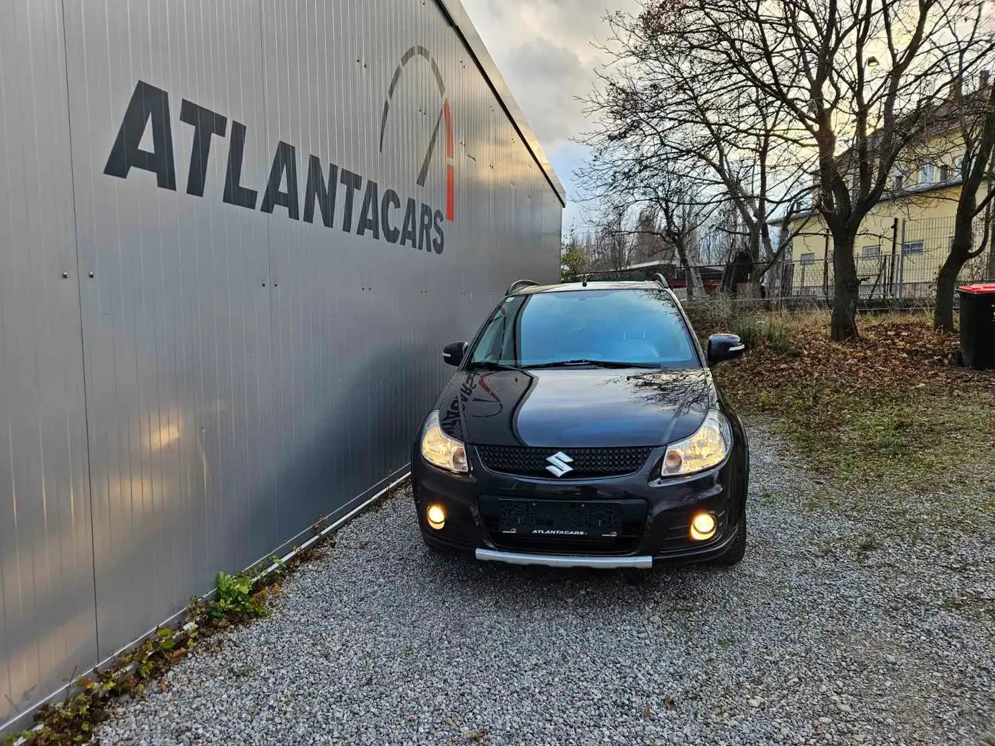 Suzuki SX4 SX4 2,0 GLX DDiS 4WD Navigator Schwarz - 2