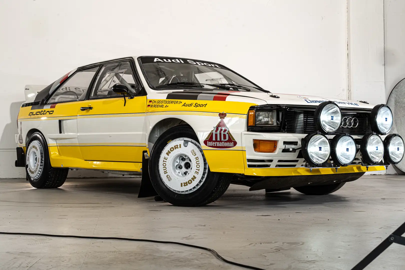 Audi QUATTRO - 1