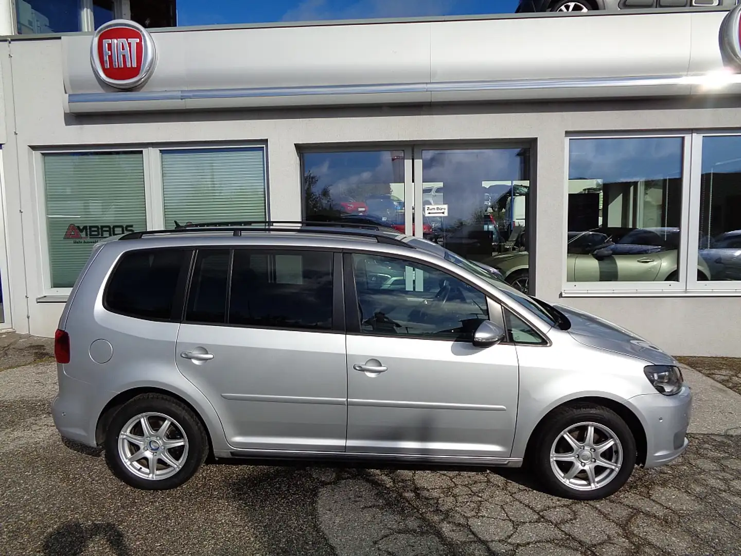 Volkswagen Touran Comfortline 1,4 TSI DSG Automatik Grau - 2