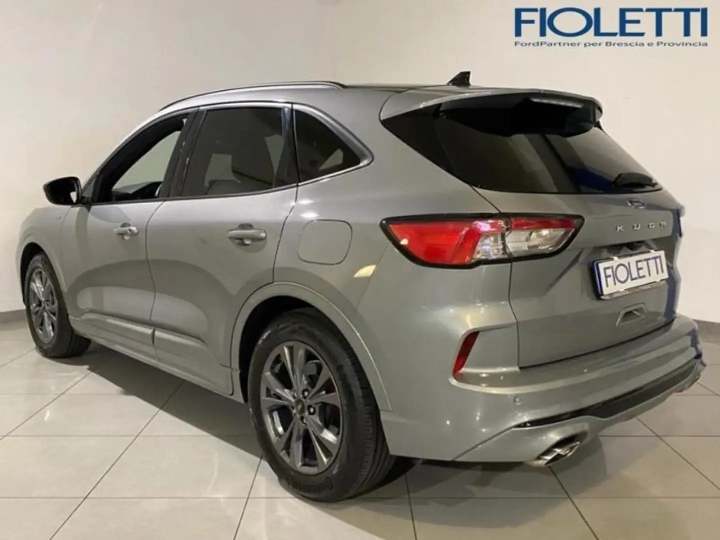 Ford Kuga 3ª SERIE 2.0 ECOBLUE HYBRID 150 CV 2WD ST-LINE X Argento - 2