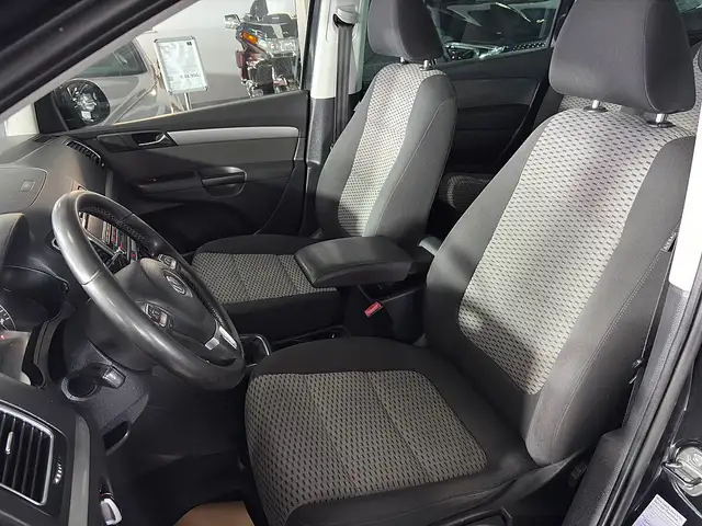 Volkswagen Sharan view 12