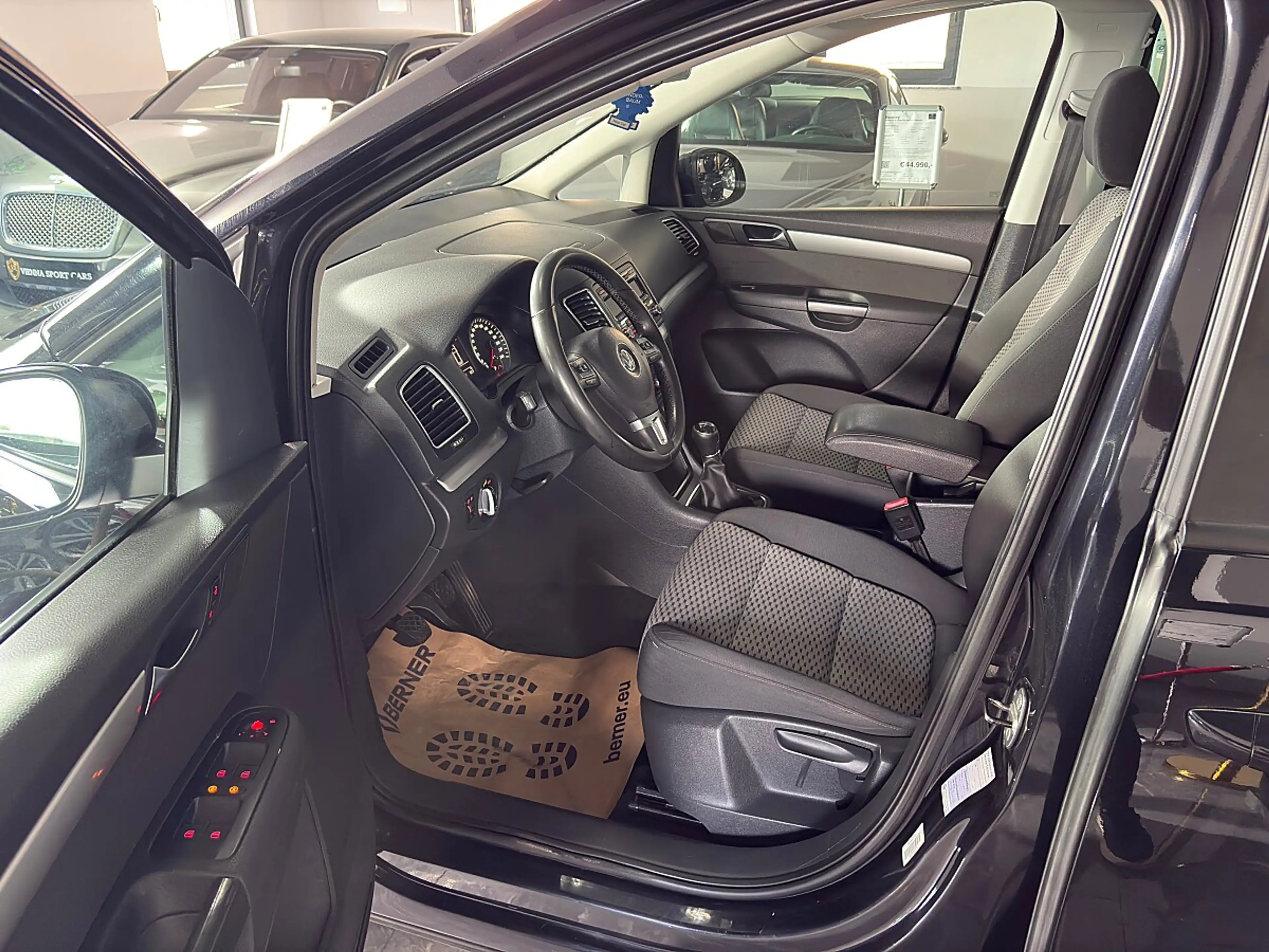 Volkswagen Sharan 2,0 TDI*7-SITZER*WENIG-KM* — photo 11