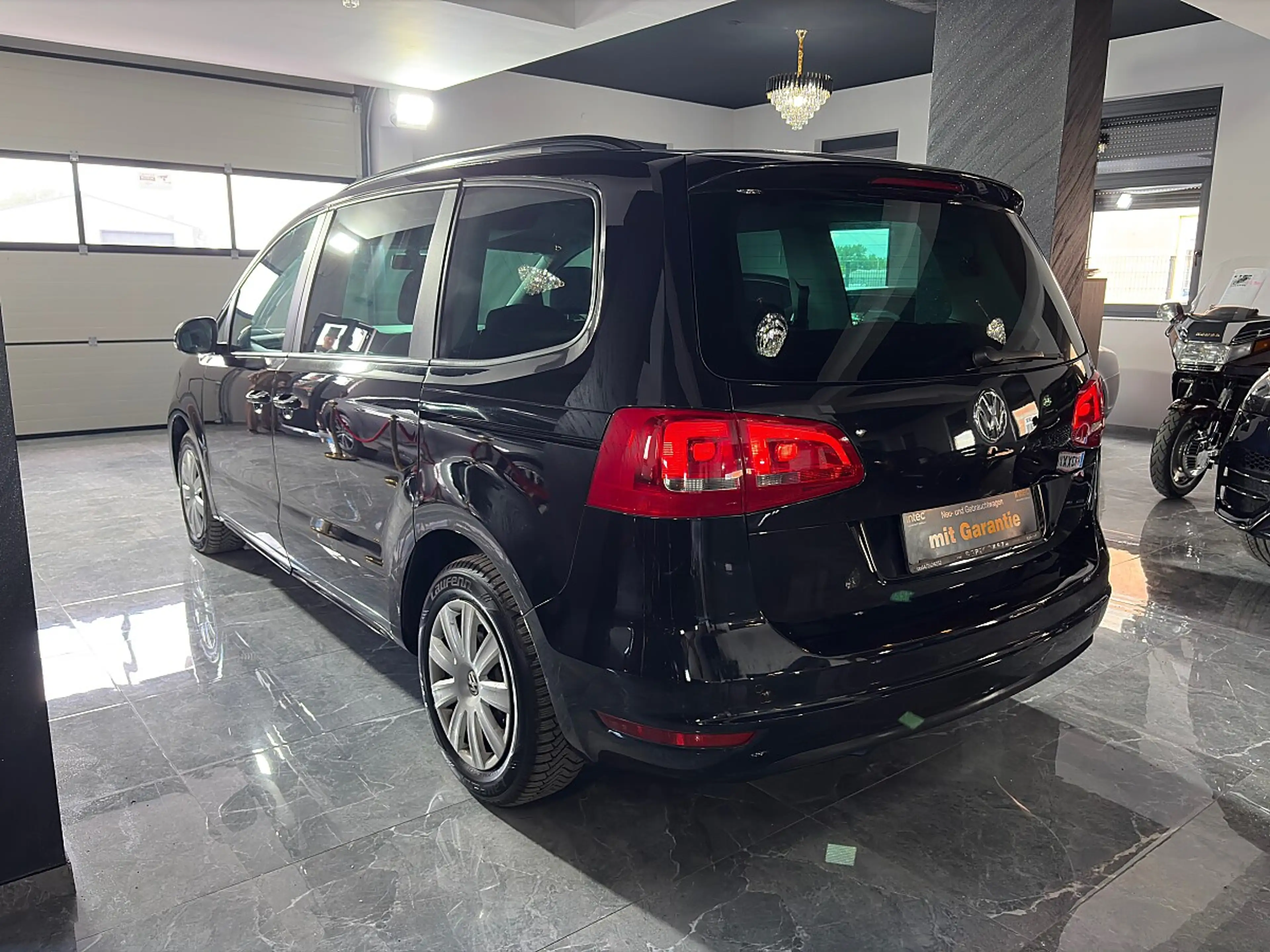 Volkswagen Sharan 2,0 TDI*7-SITZER*WENIG-KM* — photo 10