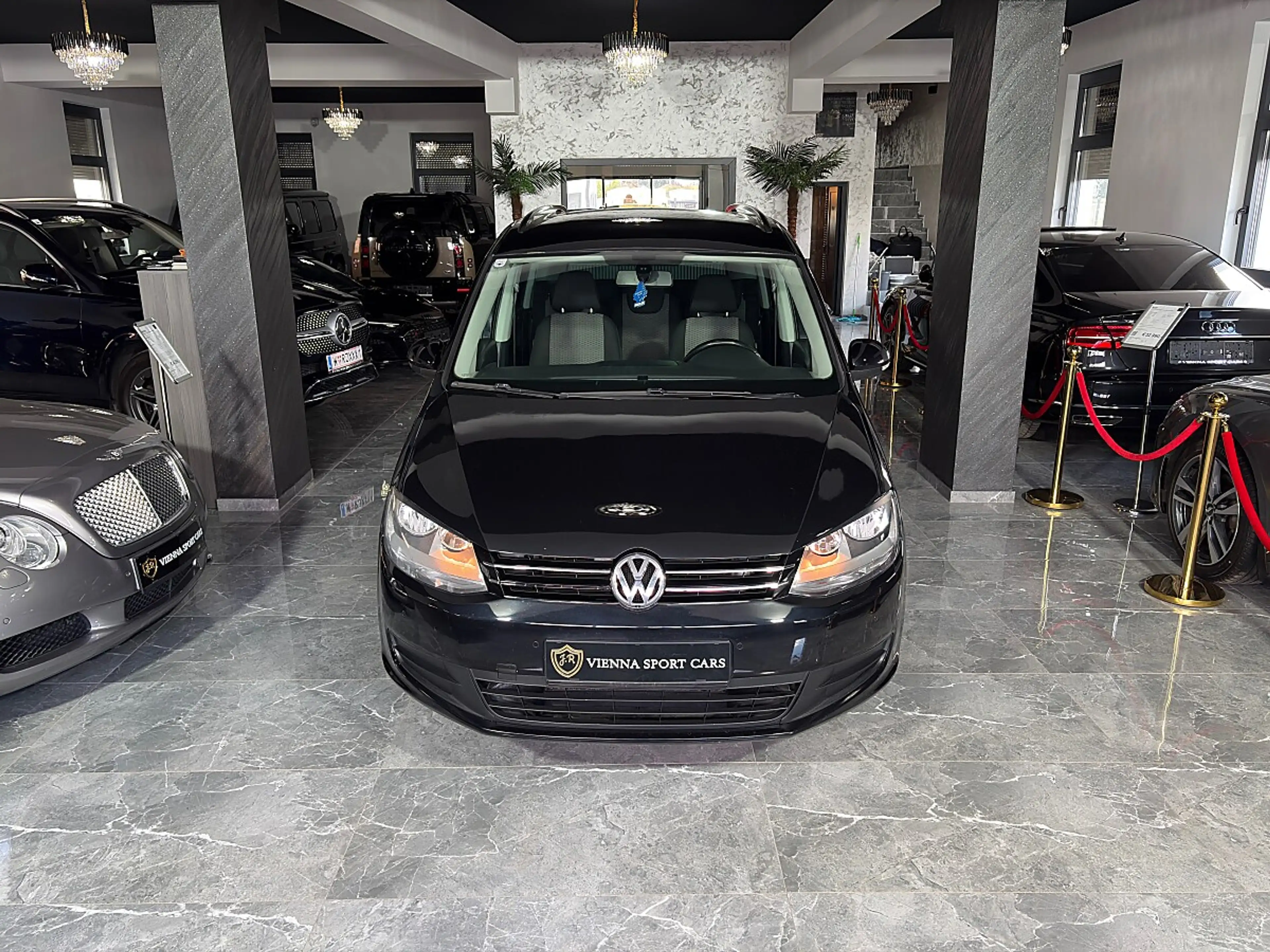 Volkswagen Sharan 2,0 TDI*7-SITZER*WENIG-KM* — photo 3