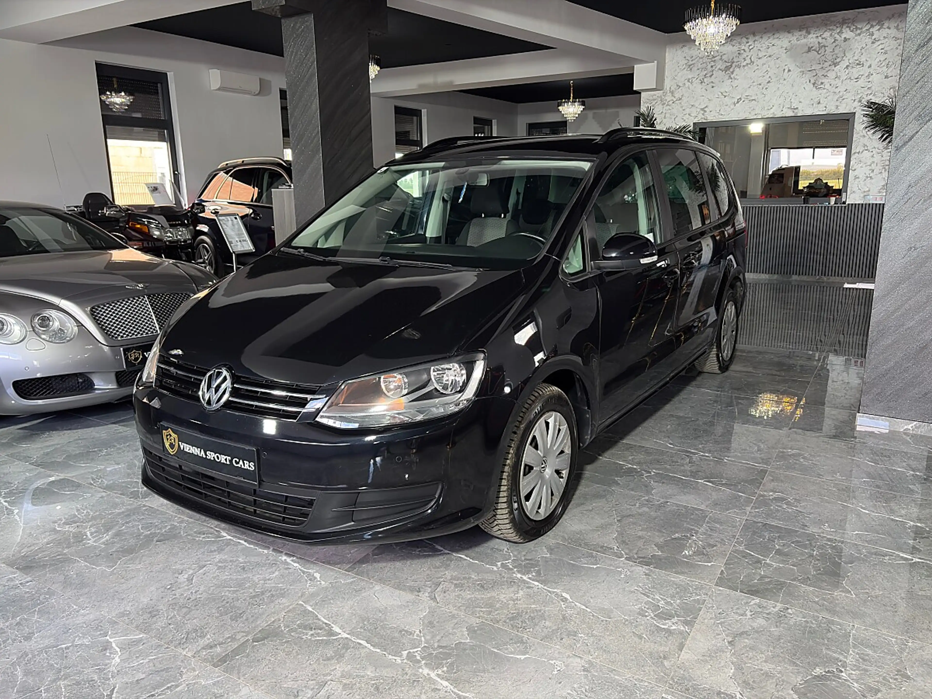 Volkswagen Sharan 2,0 TDI*7-SITZER*WENIG-KM* — photo 2
