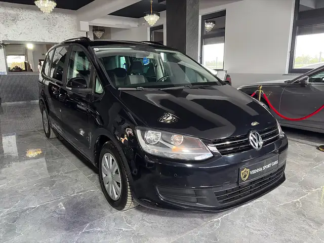 Volkswagen Sharan view 6