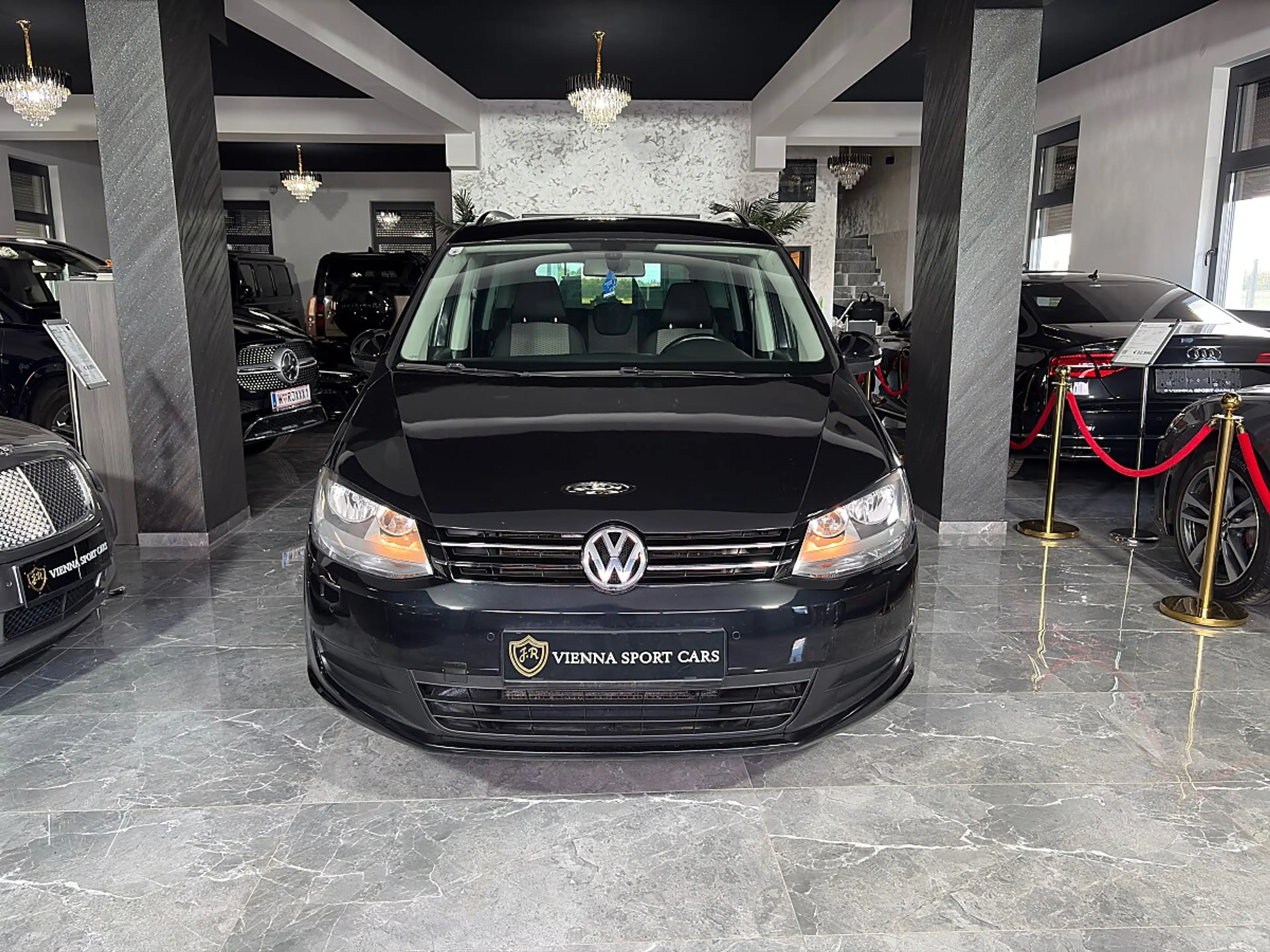 Volkswagen Sharan 2,0 TDI*7-SITZER*WENIG-KM* — photo 4