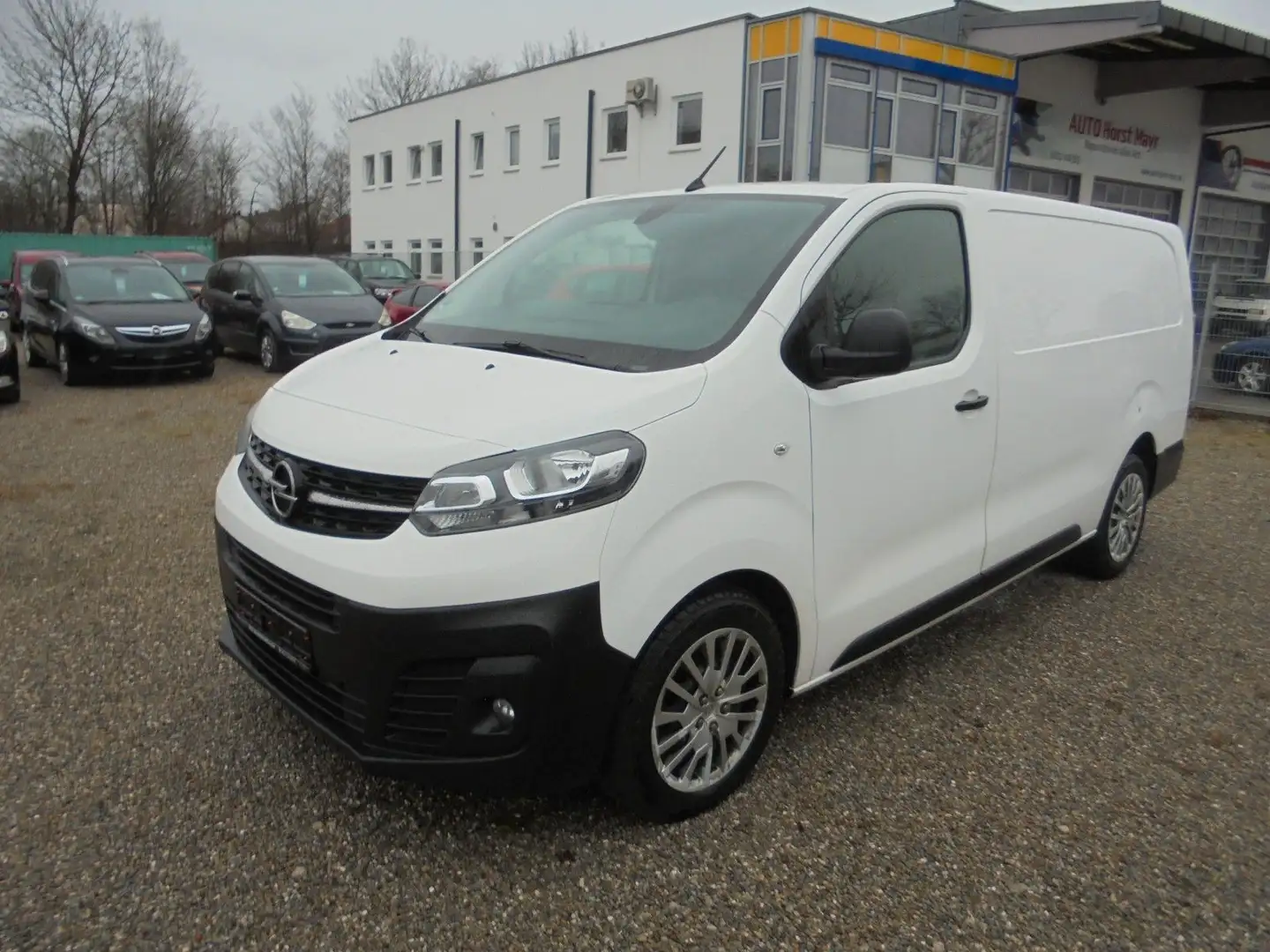 Opel Vivaro Kasten 2.0 D Edition L3 ~ 1.Hd ~ Navi ~ Weiß - 1