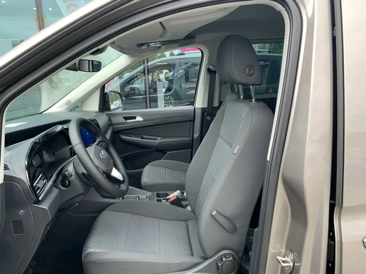 Ford Grand Tourneo 2026