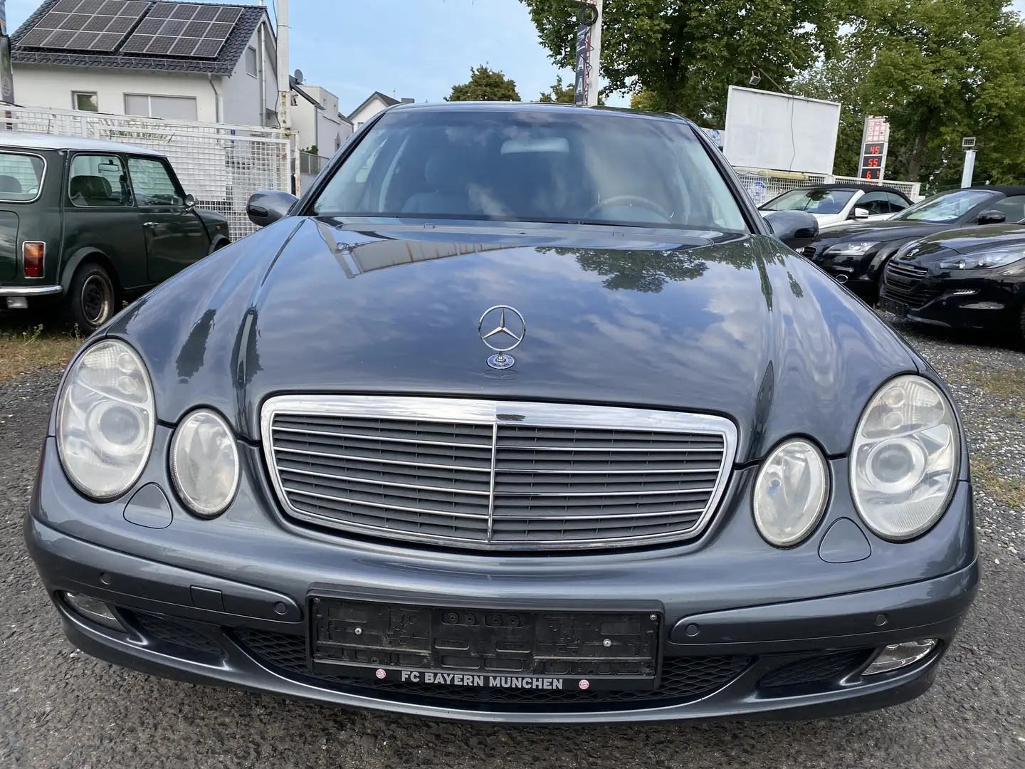 Mercedes-Benz E 240 E 240 Grau - 2