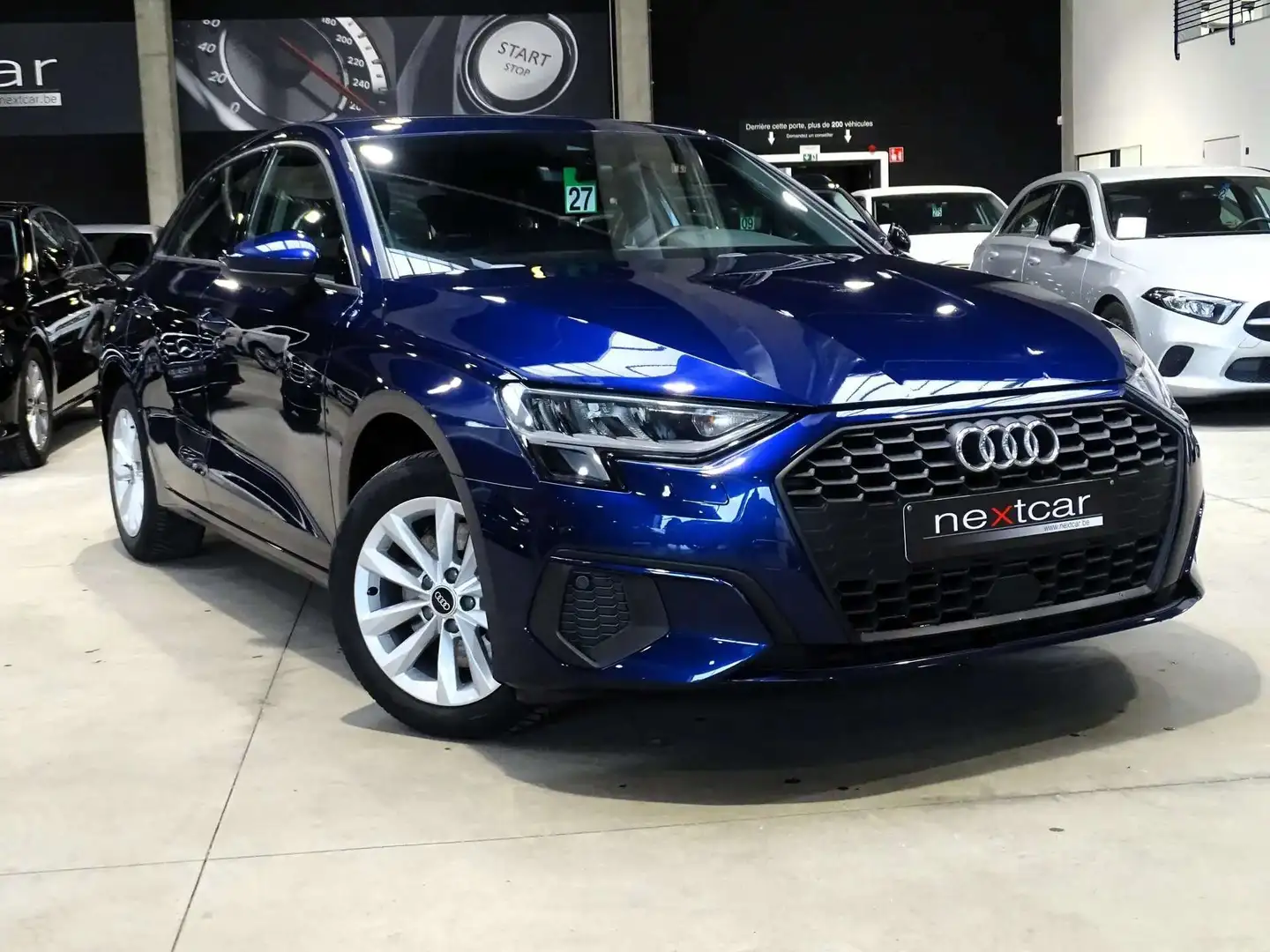 Audi A3 30TFSi Sportback Advanced LED-CRUISE-NAVI-VIRTUAL Bleu - 2