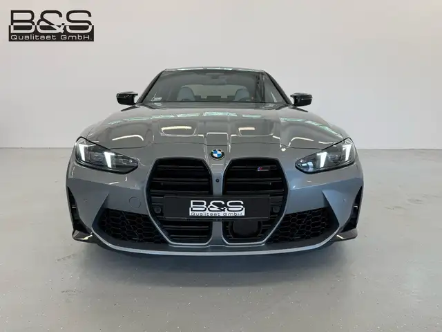 BMW M3 view 7