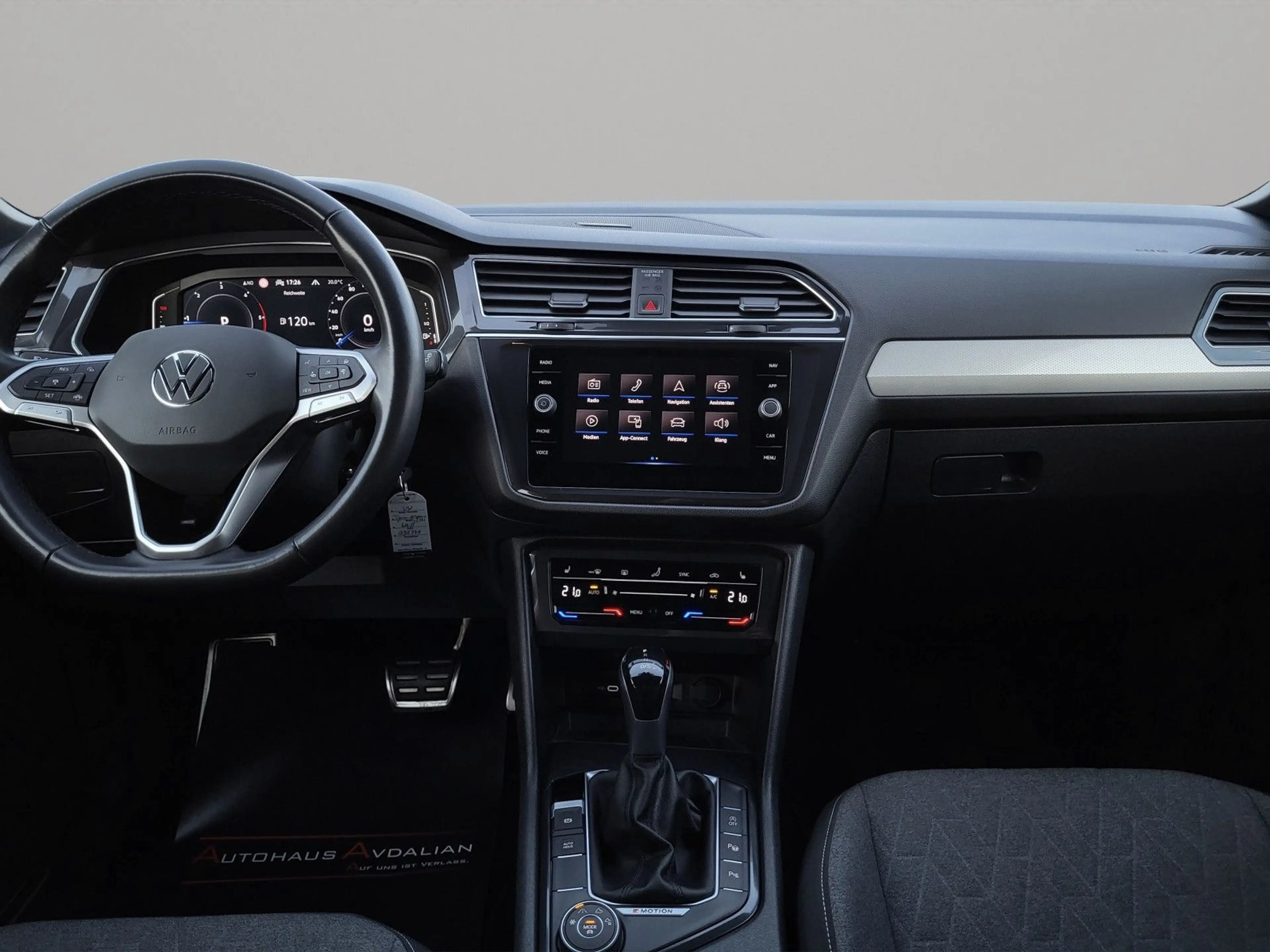 Volkswagen Tiguan Allspace 2.0 TDI Move 4M. 7-SITZER|MATRIX — photo 15