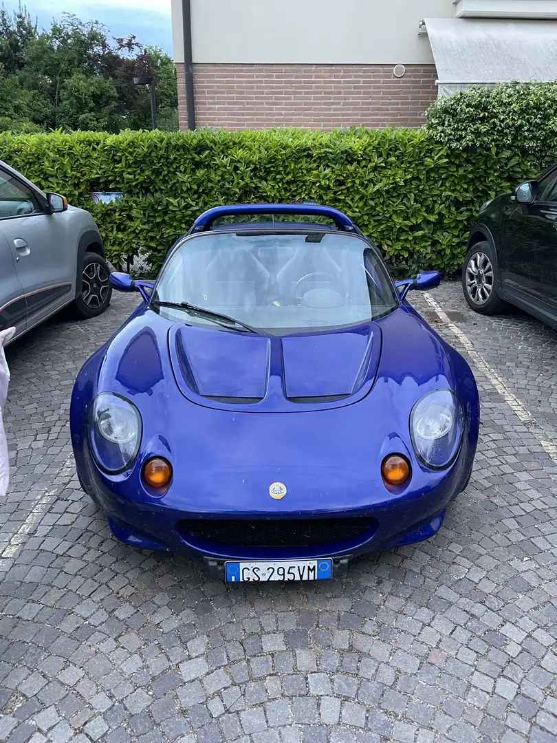 Lotus Elise - 1