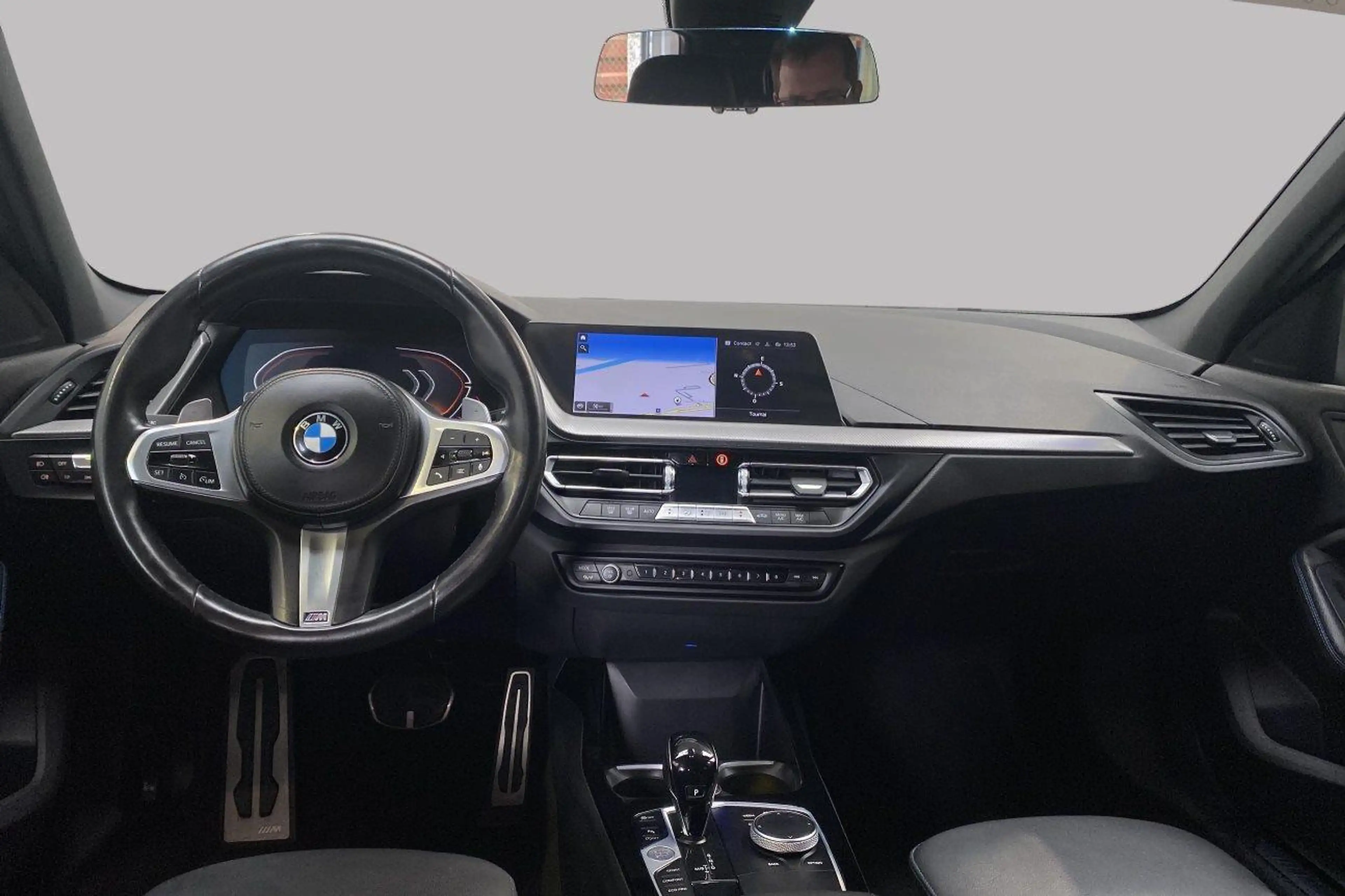 BMW 118 M PACK — photo 11