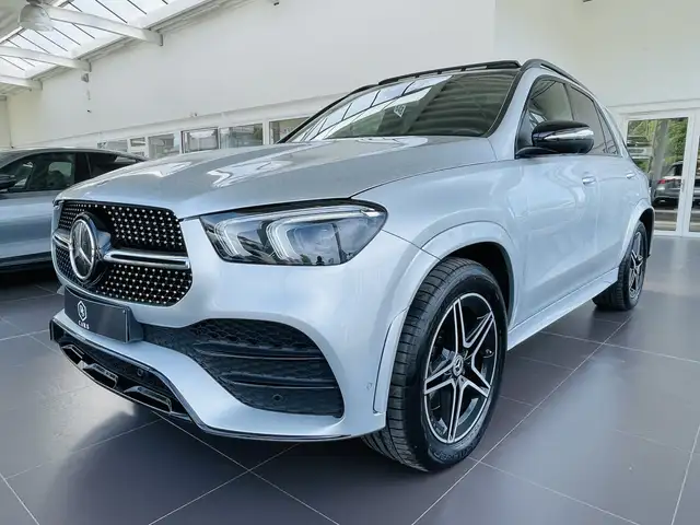 Mercedes-Benz GLE 300 d 4-Matic *** GARANTIE + PACK AMG + TOIT PANO + LED + GPS + CUIR ***