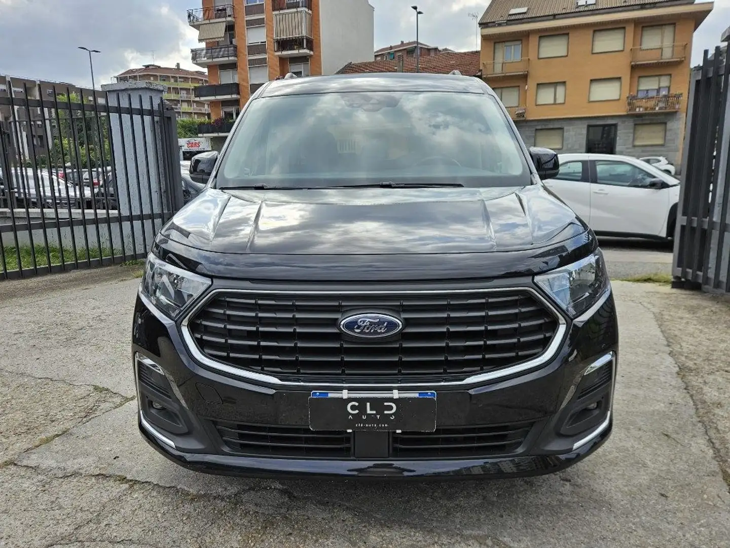 Ford Tourneo Connect Grand Tourneo Connect 2.0 EcoBlue 122 CV 7POSTI Nero - 2