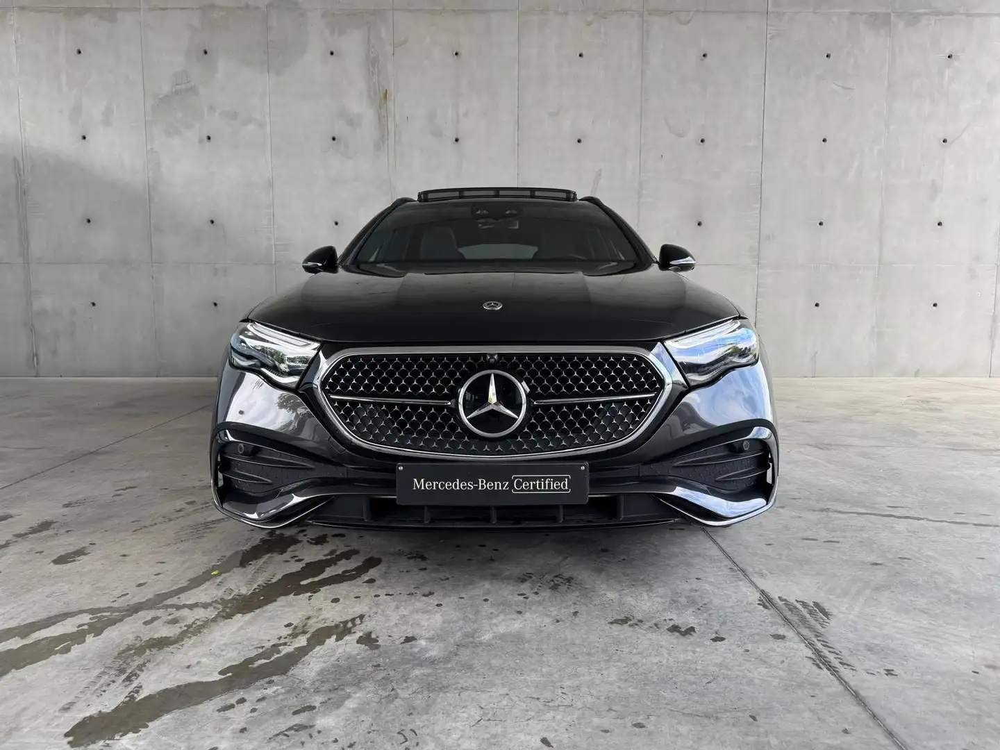 Mercedes-Benz E 300 e AMG Line Break + PANO DAK + BURMESTER + DIGITAL Gris - 2