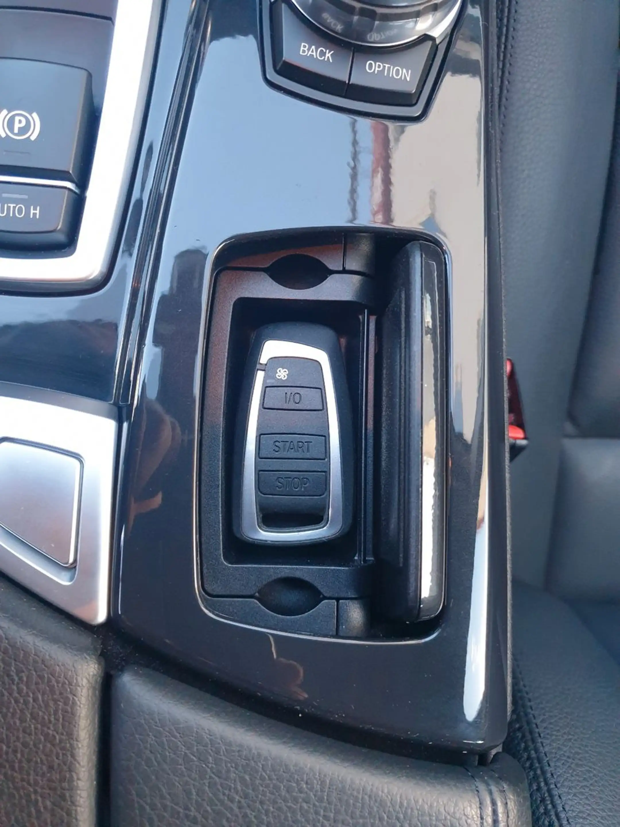 BMW 525 5 Touring 525 d xDrive, HUD, Keyless, Standh — photo 13