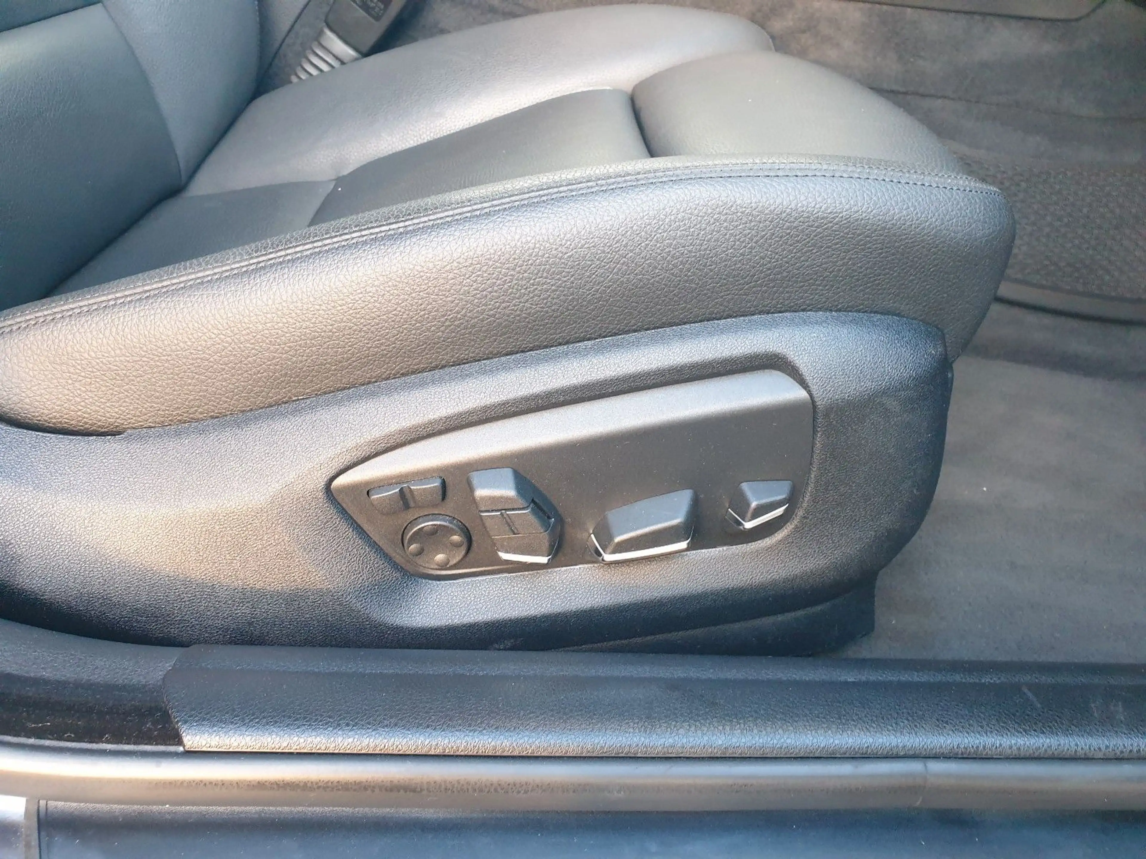 BMW 525 5 Touring 525 d xDrive, HUD, Keyless, Standh — photo 15