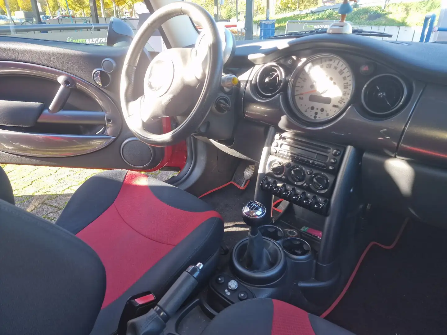 MINI One 1.6 Clima Roşu - 1