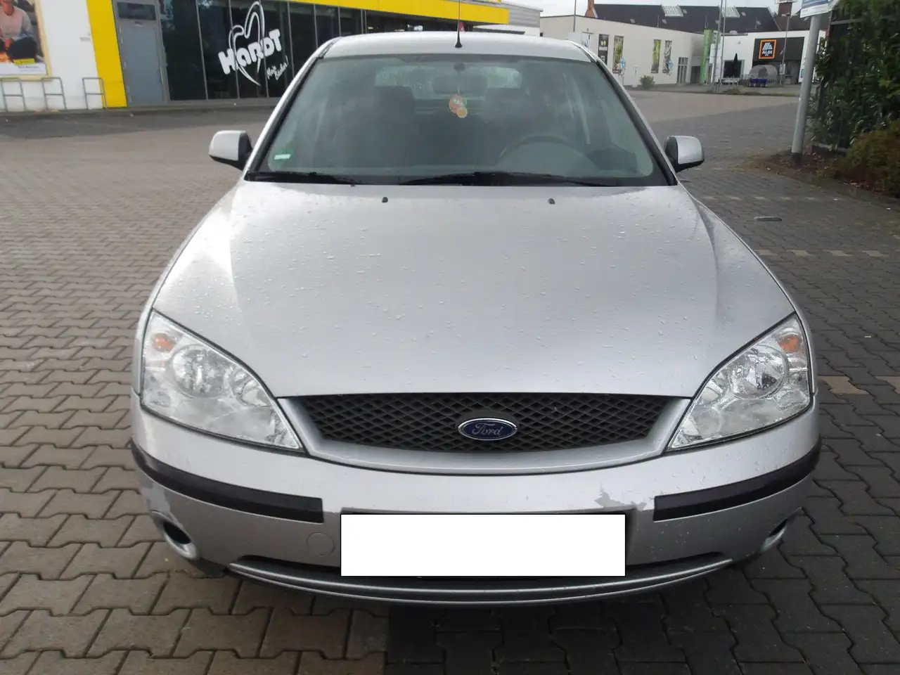 Ford Mondeo 1.8, foto 1