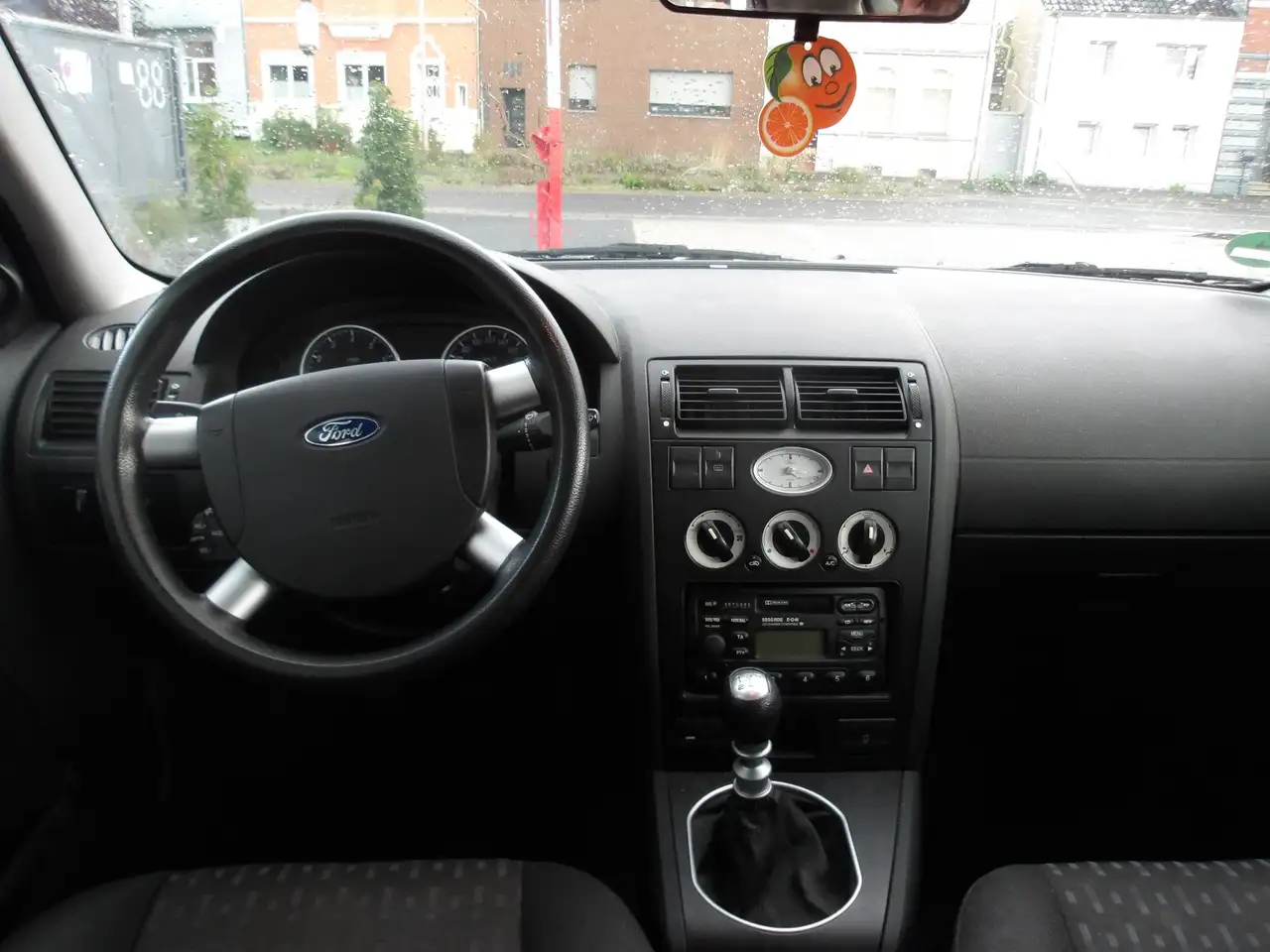 Ford Mondeo 1.8, foto 11