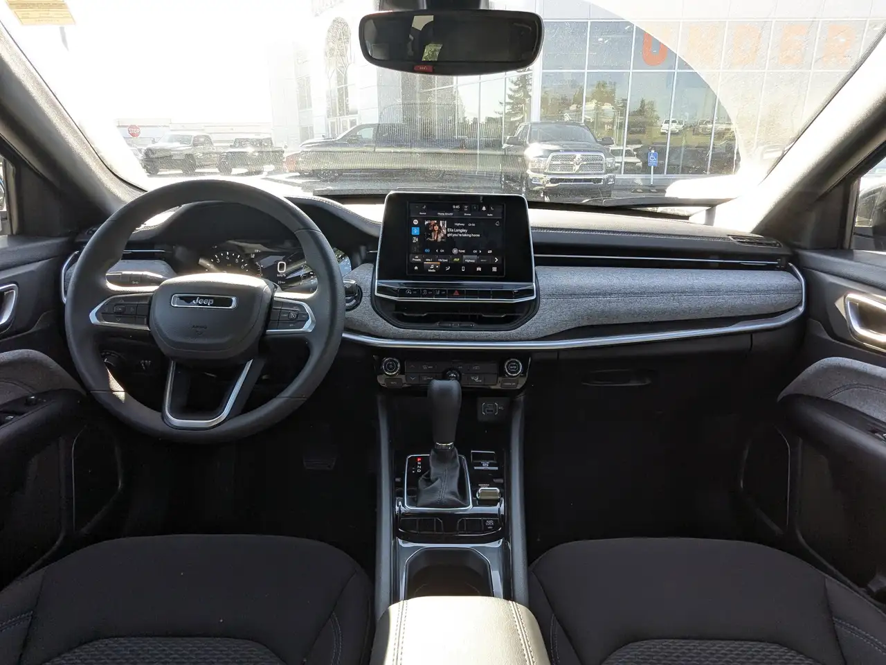 Jeep Compass photo Jeep Compass
