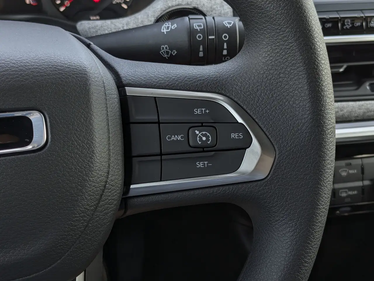 Jeep Compass photo Jeep Compass
