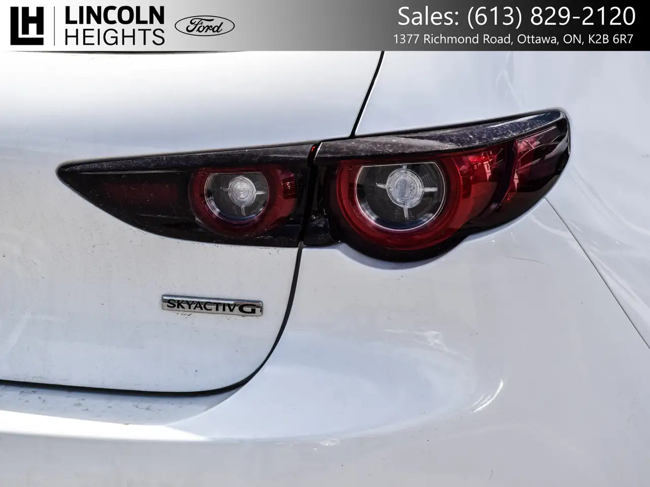 Mazda 3 снимка Mazda 3