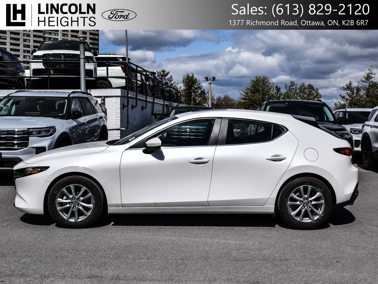 Mazda 3 снимка Mazda 3