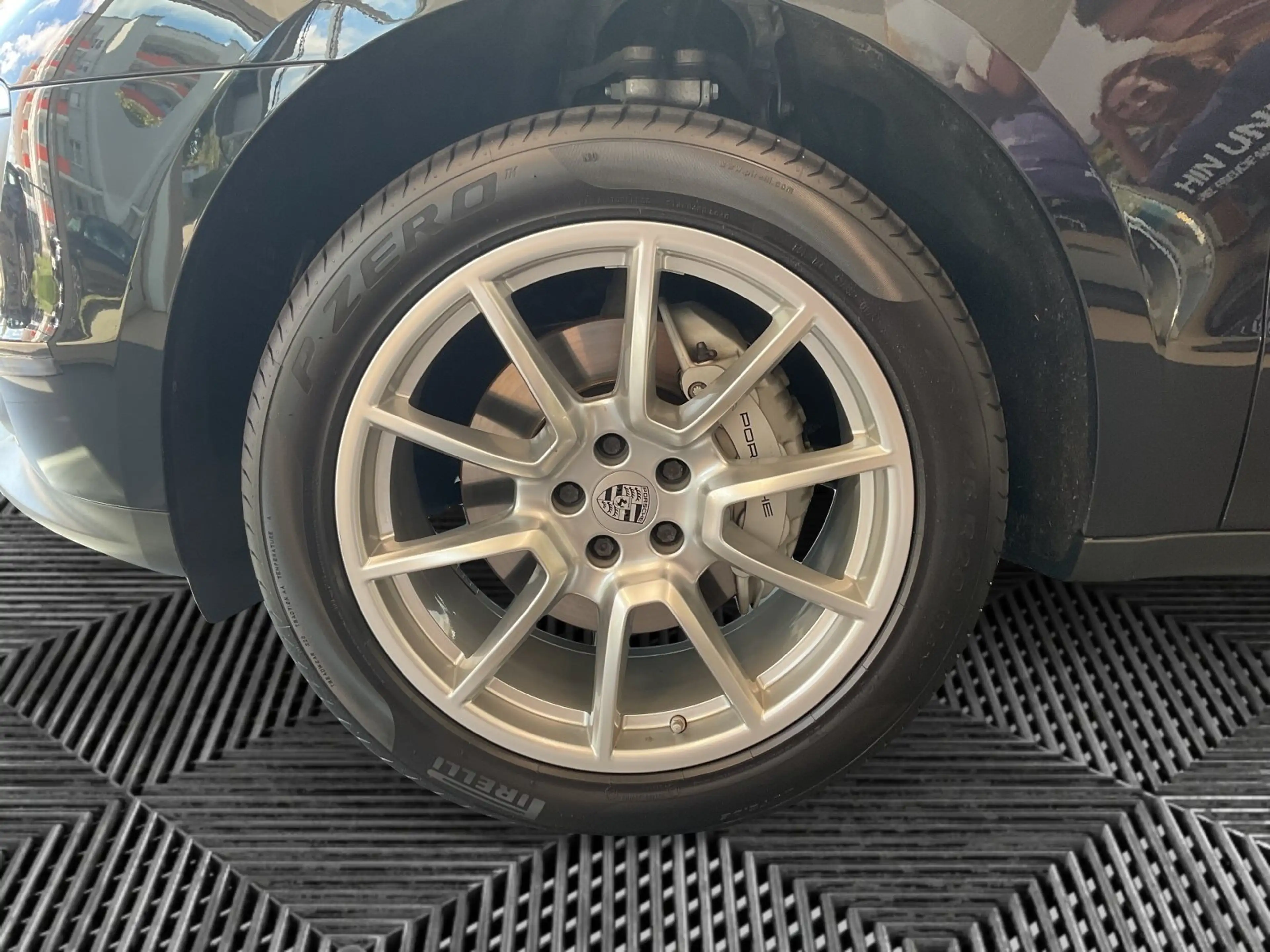 Porsche Macan S PDK — photo 8