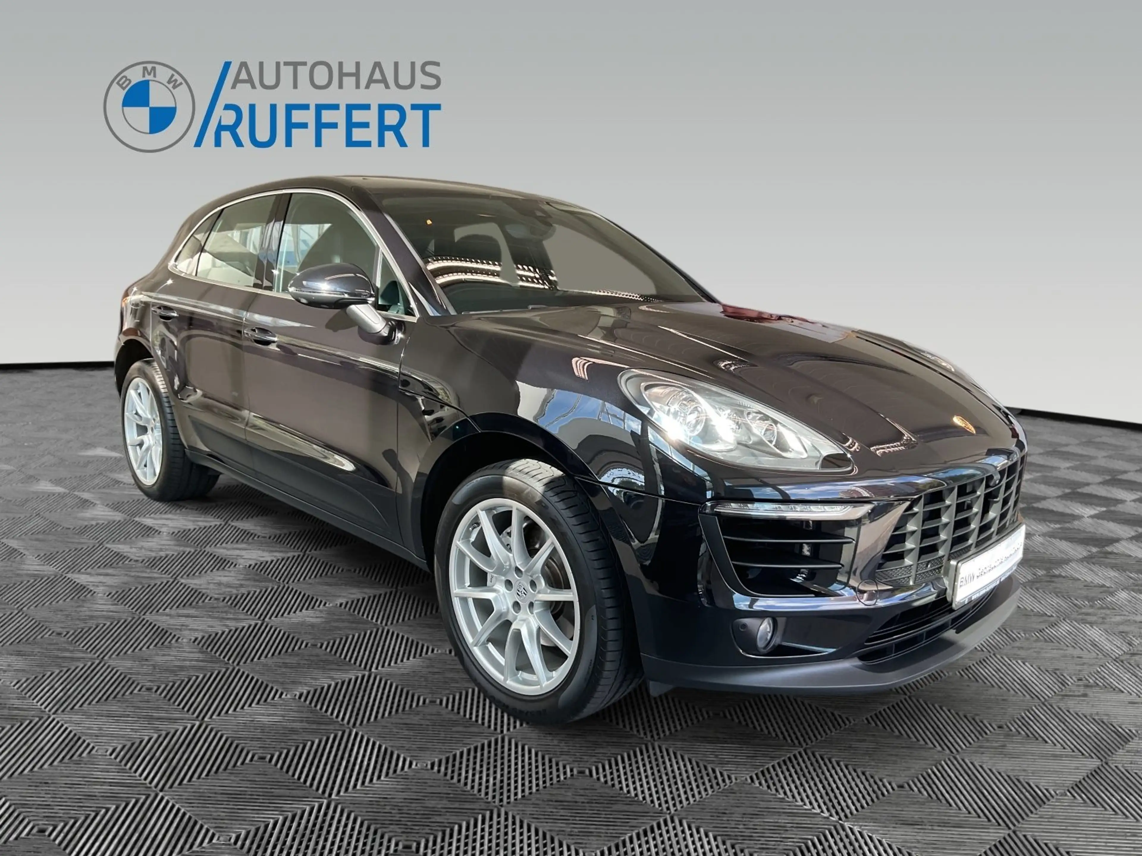 Porsche Macan S PDK — photo 3