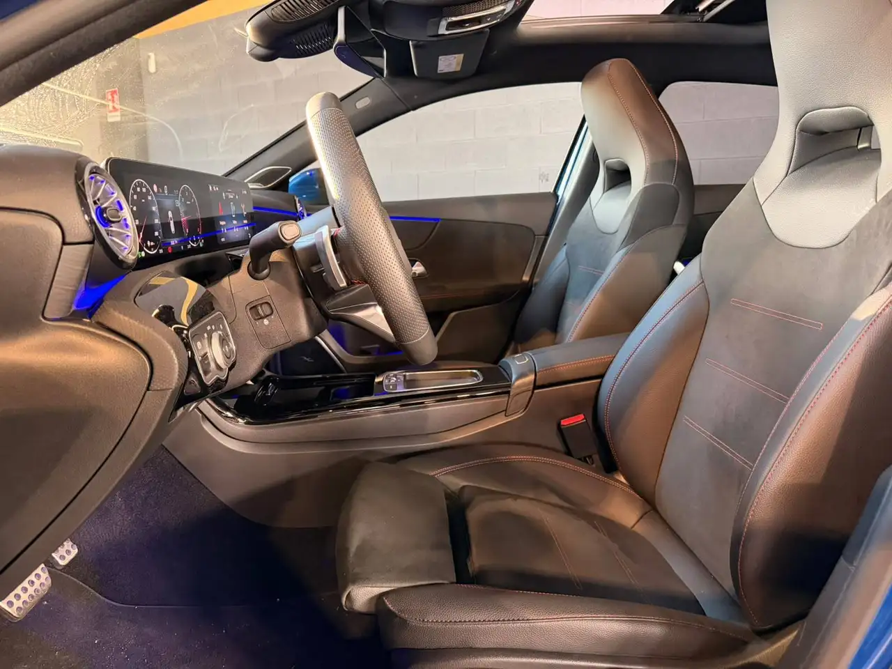 Mercedes-Benz A-Class A 220d AMG Line Premium Plus auto, миниатюра 11