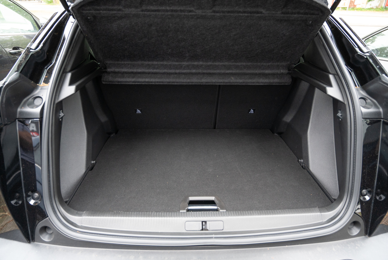 Peugeot 2008 Allure 1.2 PureTech 130 EAT8 *GW-TOP-DEAL* — photo 14