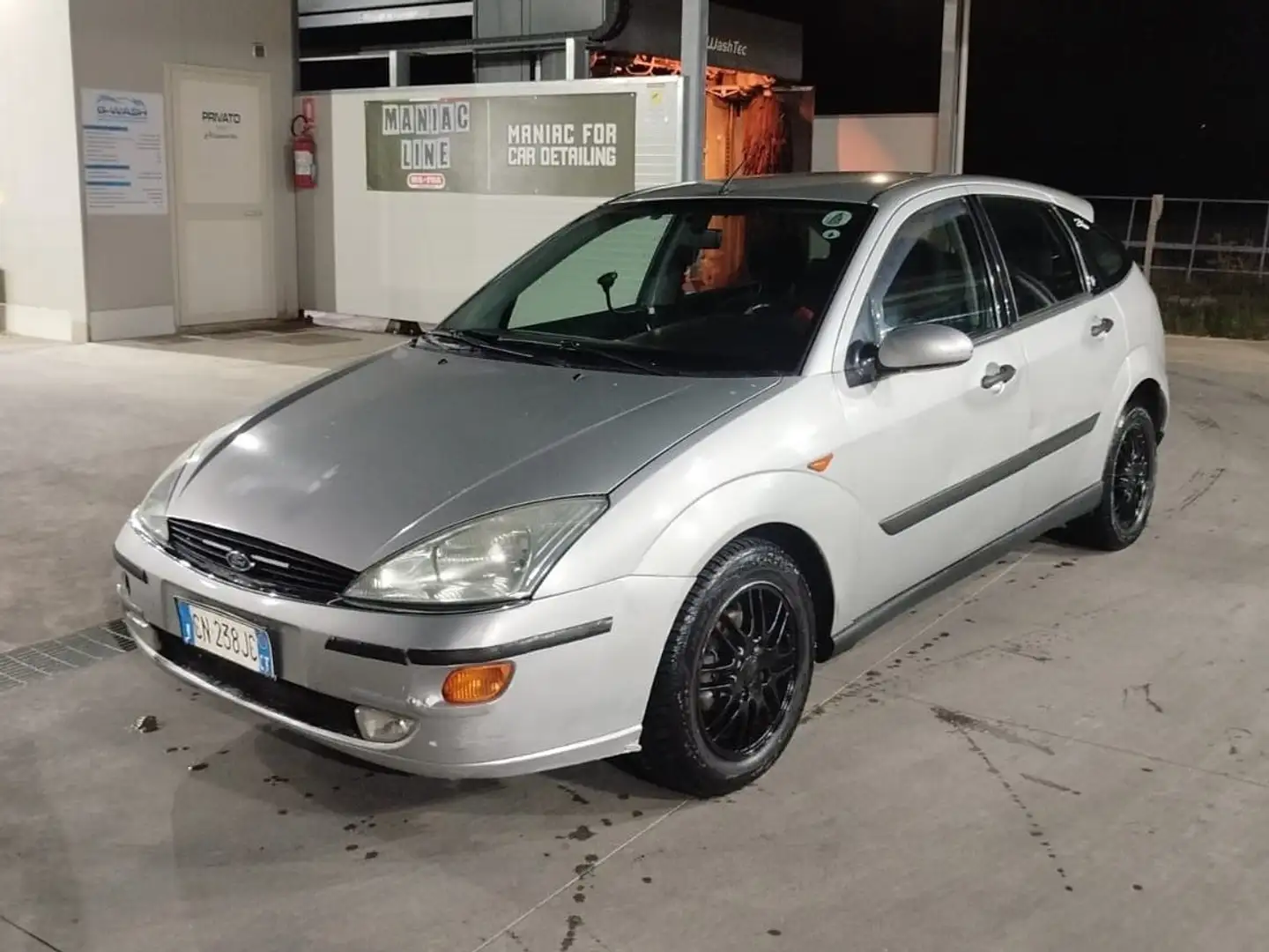 Ford Focus Focus 5p 1.8 tdci Ghia FL Grigio - 1