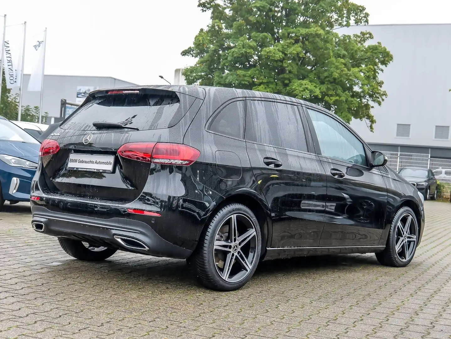 Mercedes-Benz B 250 8-Fachbereift - e Progressive NAVI+AHK+Business-Pa Schwarz - 2