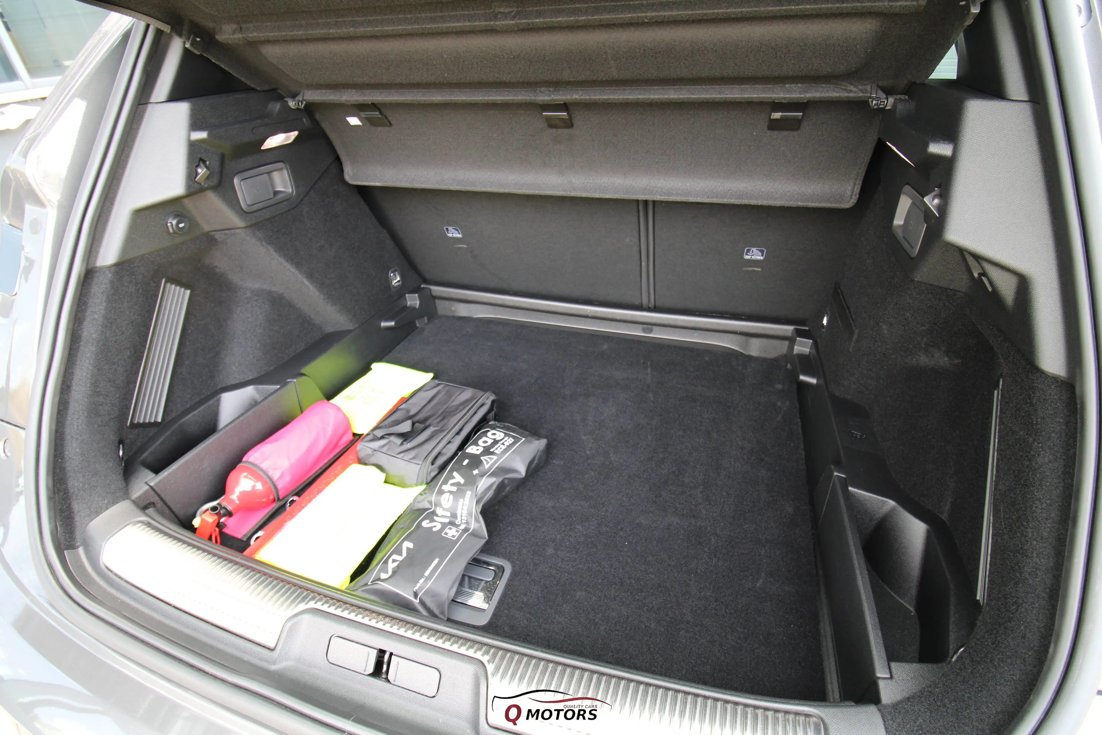 DS Automobiles DS 7 DS 7 PHEV 1.6 E-TENSE 4x4 300 Esprit de Voyage — photo 14